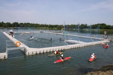 Schwimmsteg mit Endverbindern 492 x 246 cm